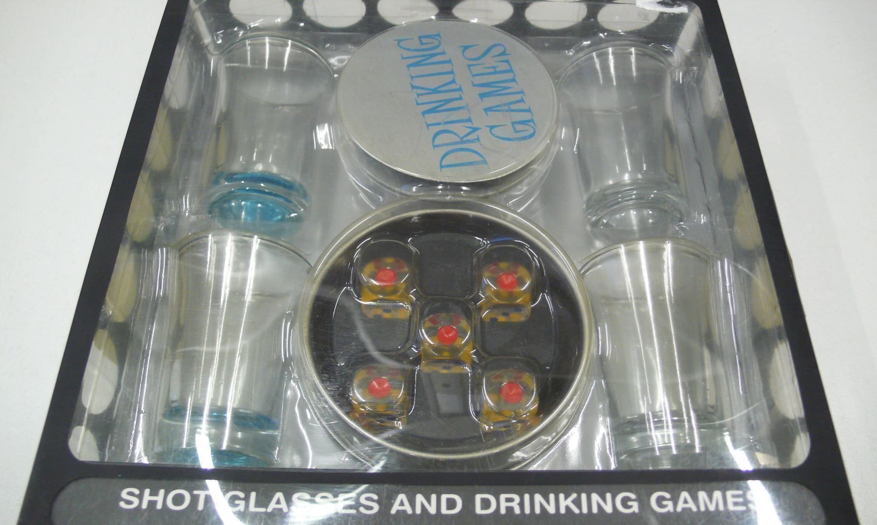 Giochi: Würfelspiel, Drinking Games – Nuovo e nell'imballaggio originale da Birmenstorf AG venduto da tritonius 1