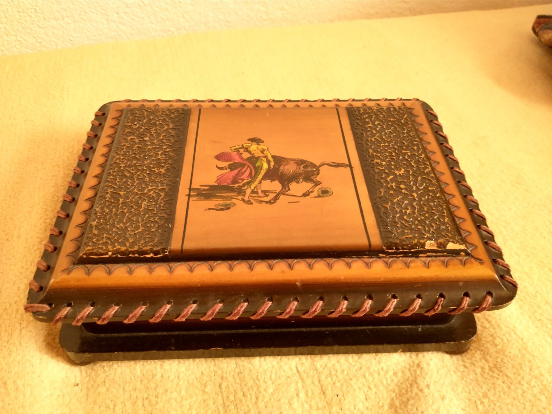 Spieldosen: Antike Schmuckschatulle / Holzschatulle Spieldose vintage – Gebraucht aus Löhningen von Chimae67 7