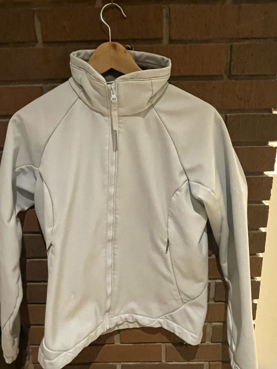 Columbia Giacche: Columbia Soft Shell Damen Grösse M – Usato da Holderbank AG venduto da cargobulle