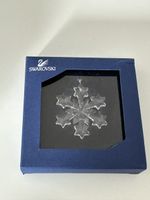 Schöner Swarovski Sternanhänger Weihnachten
