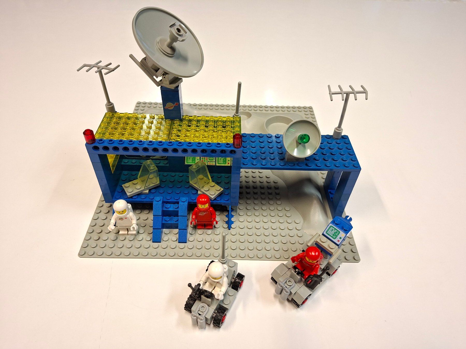 Lego Jouets: Lego Space 926 Command Center – D'occasion à Sils im Domleschg par AMAG_AUDI_ZH 1