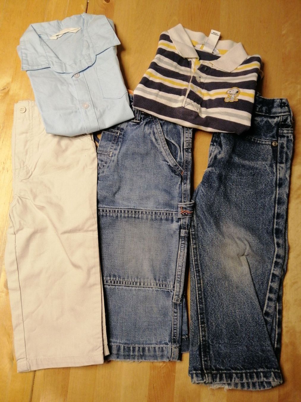 Lotti & Set di vestiti: 1 lot de 5 habits taille 86 – Usato da Attalens venduto da frakimir