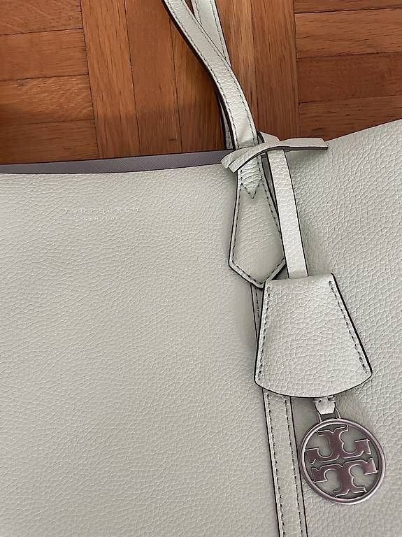 Taschen für Damen: Sac Tory Burch Mint  – Neu und originalverpackt aus Lausanne von das_xb9h 1