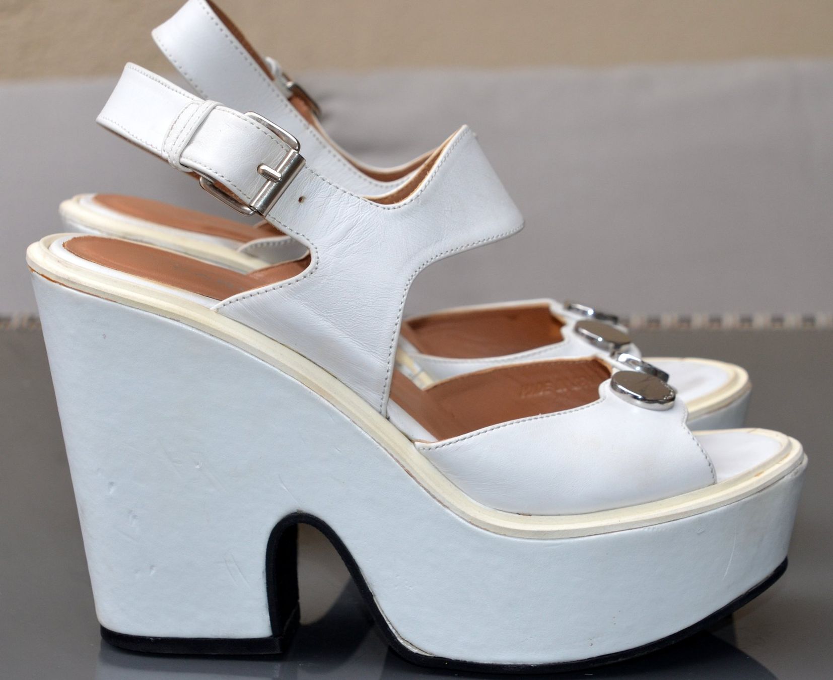 Scarpe da donna: Carven Sandalen / sandales 37 – Usato da Collonges venduto da arashee 5