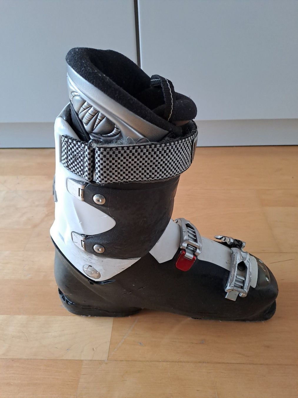Tecnica Herrenschuhe: Tecnica Skischuh Vento 60 – Gebraucht aus Rieden SG von Mpfenni 2