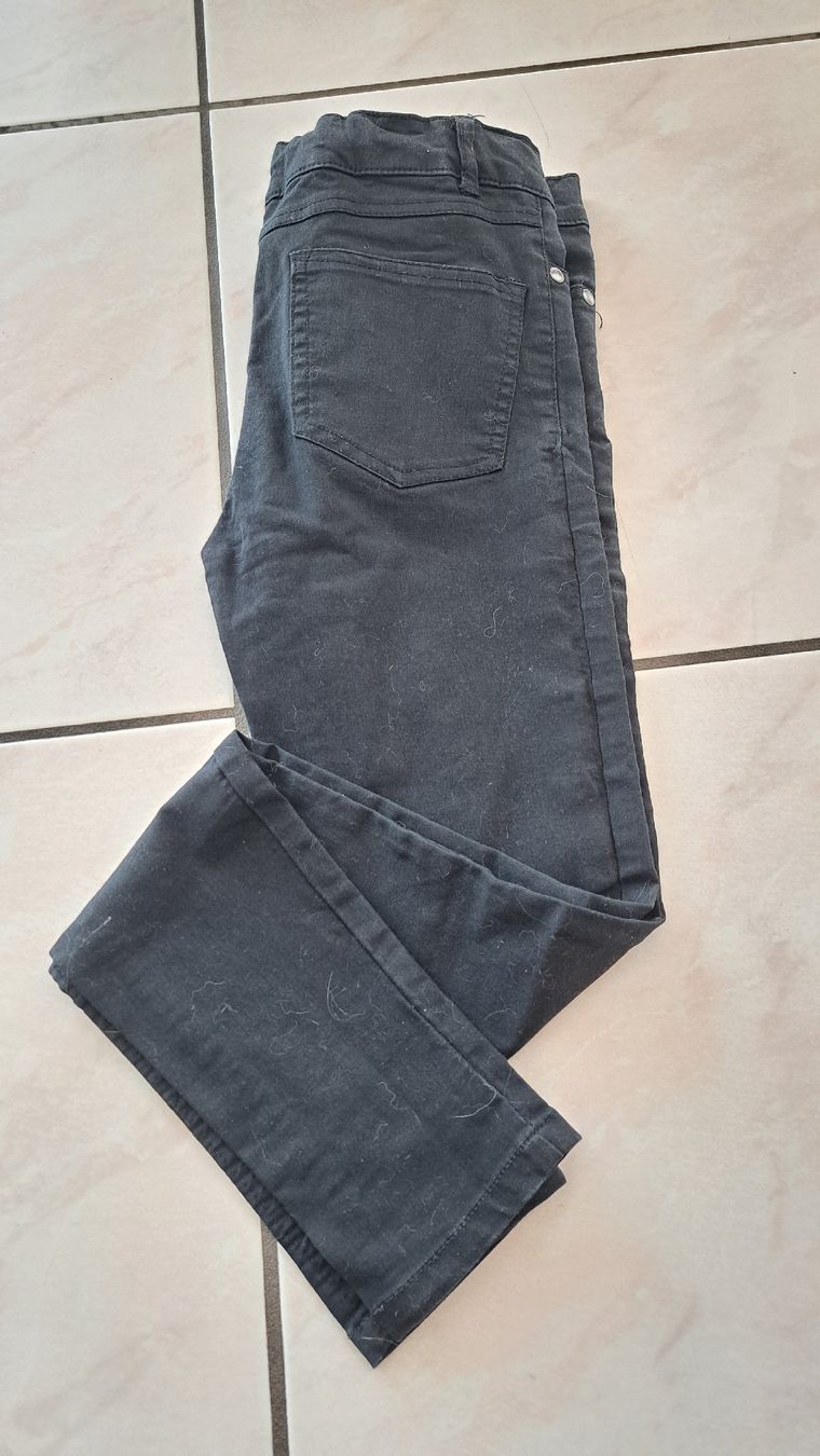 Pantaloni: pantalon stretch noir 158 – Nuovo e nell'imballaggio originale da RIAZ venduto da Betty012 1
