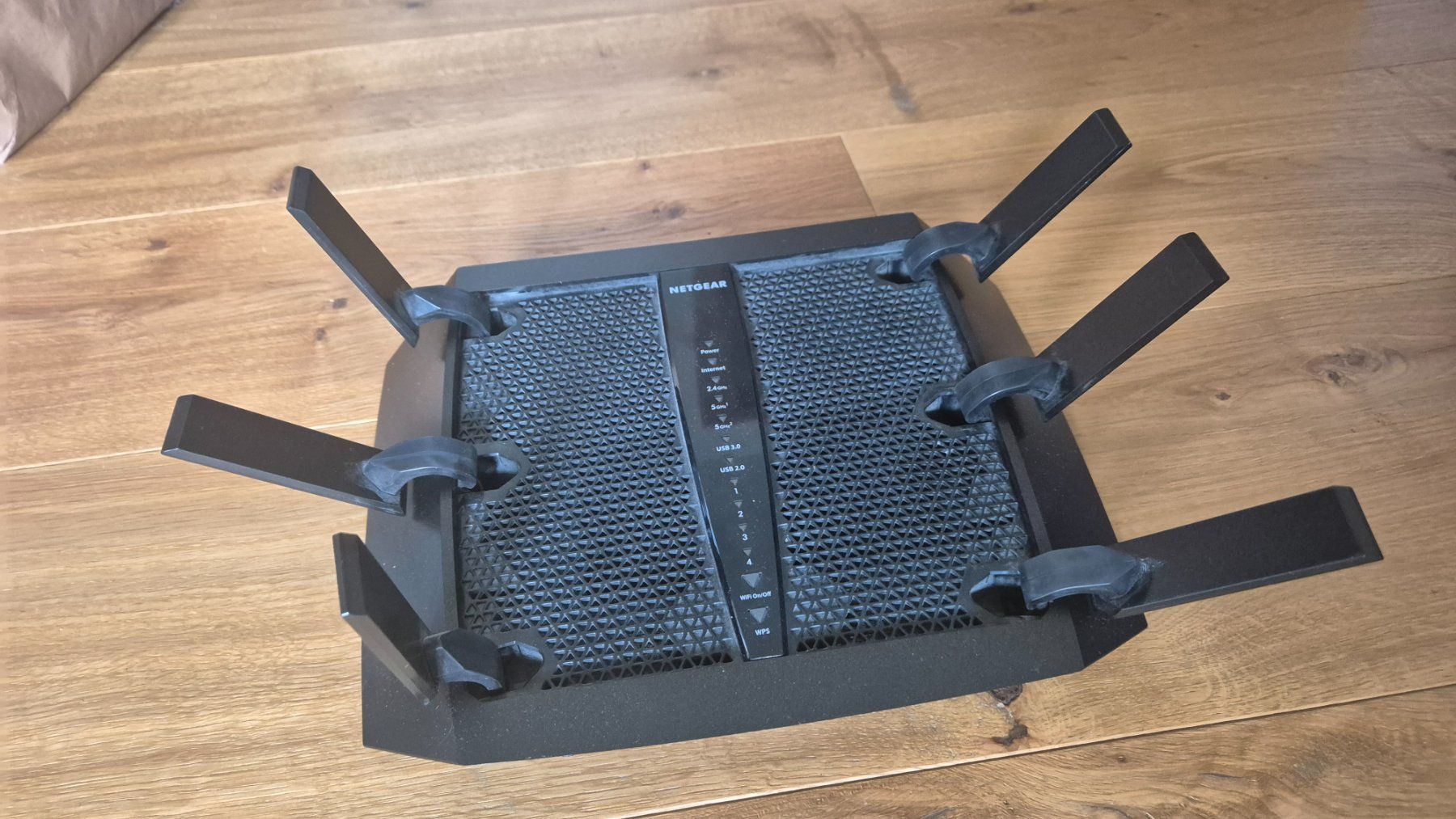 Modem & Router: Netgear R8000 Nighthawk X6 – Usato da Härkingen venduto da Bamboochamann