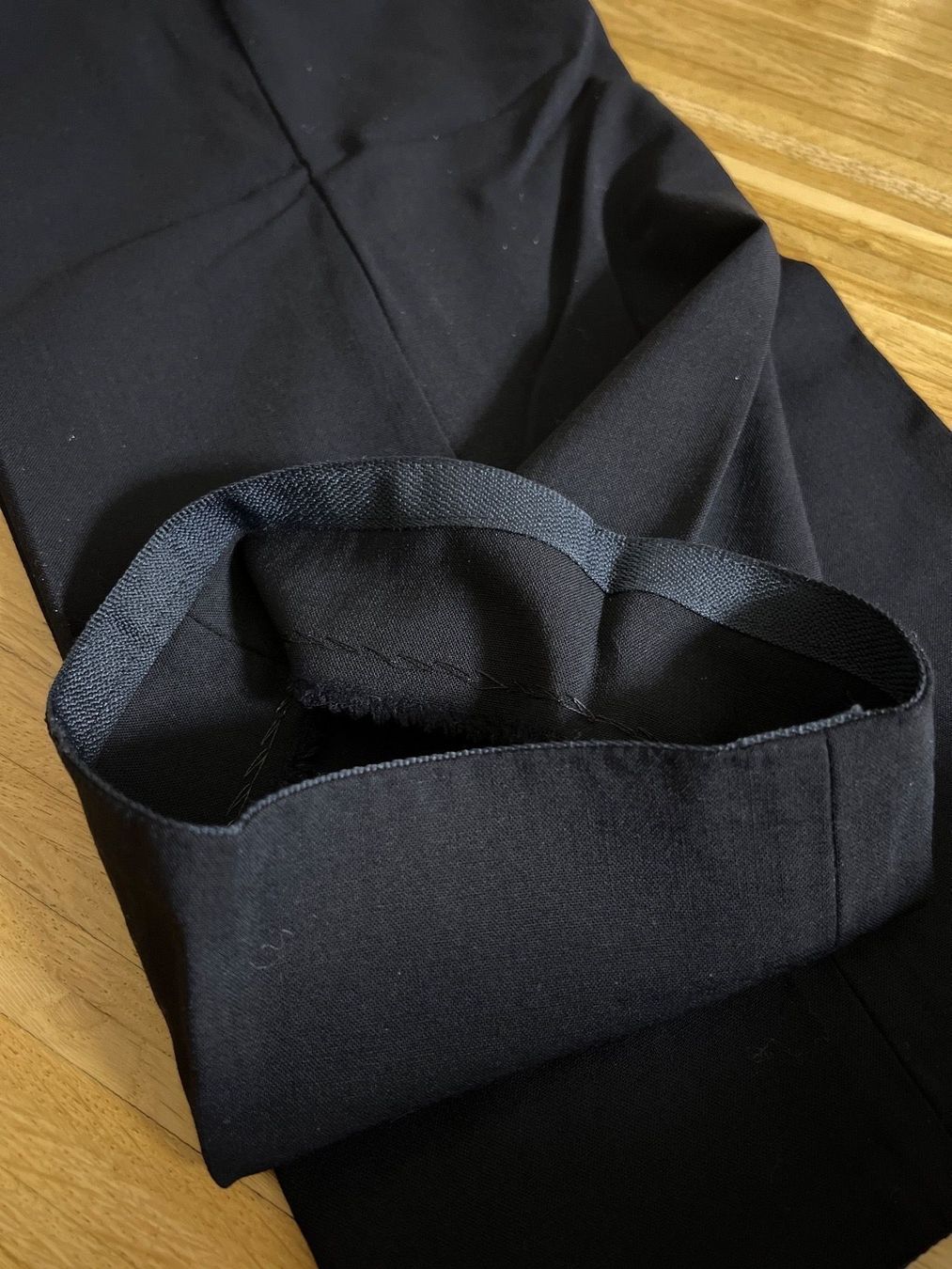 Hugo Boss Pantaloni: Hugo Boss Herren – Usato da Menzingen venduto da Dali2504 1