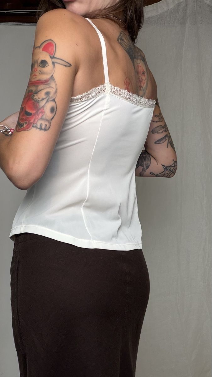Top: Vintage Camisole Lace Trim White – Usato da Knonau venduto da Grapesvintage 2