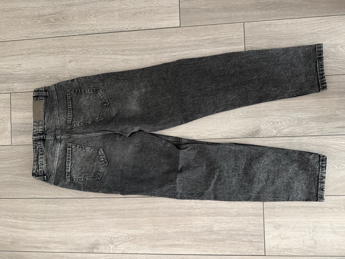 Zara Jeans: Mom-Jeans – Nuovo (secondo la descrizione) da Riehen venduto da zvillimchaste 2