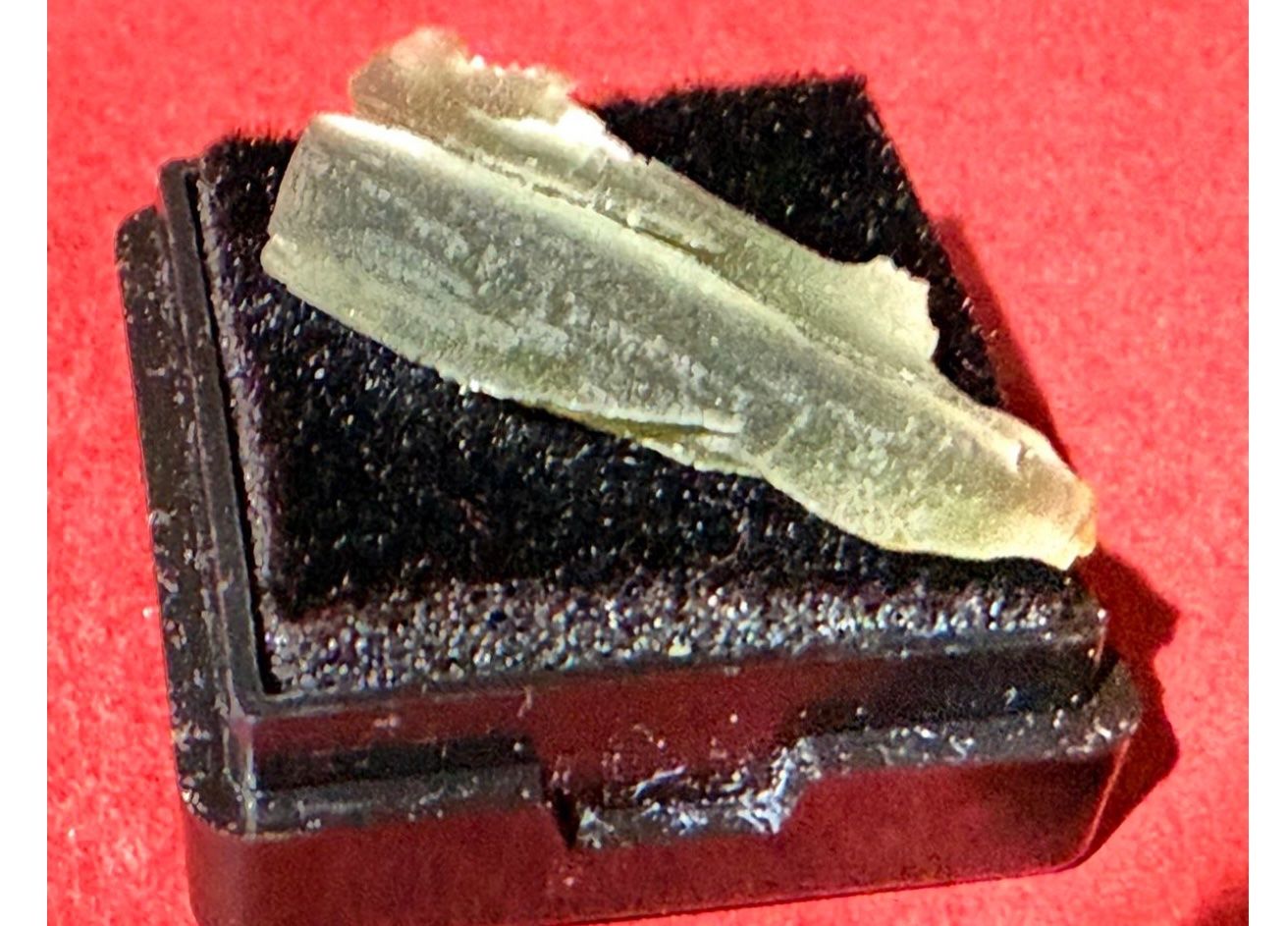 Pietre preziose: Seltene 10ct Moldavit Tschechisches Meteoritglas – Nuovo (secondo la descrizione) da Zuerich venduto da SonderArt-Wertgut 1