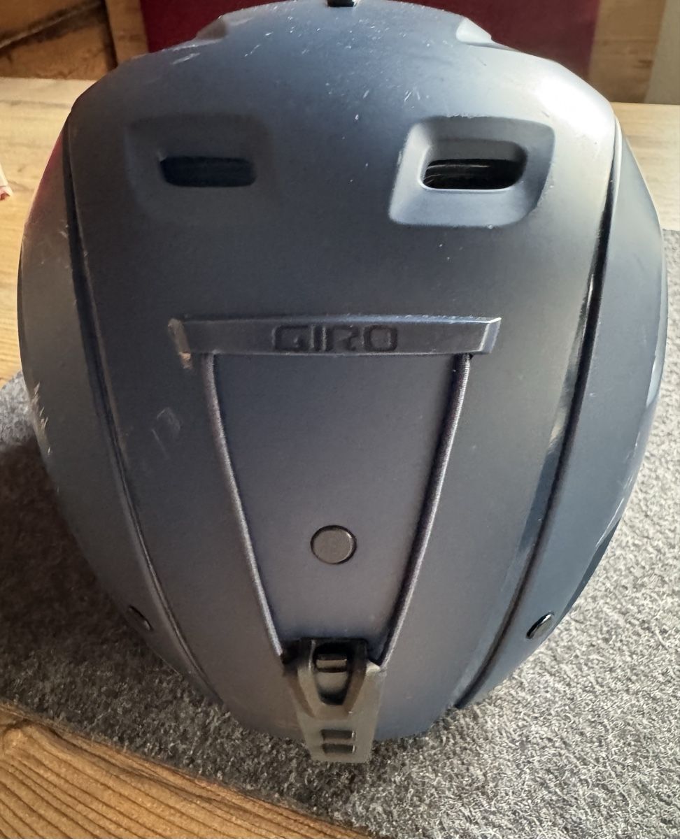 Giro Caschi: GIRO Skihelm, dunkelblau, Gr S – Usato da Saas-Fee venduto da omn_5qkz 1