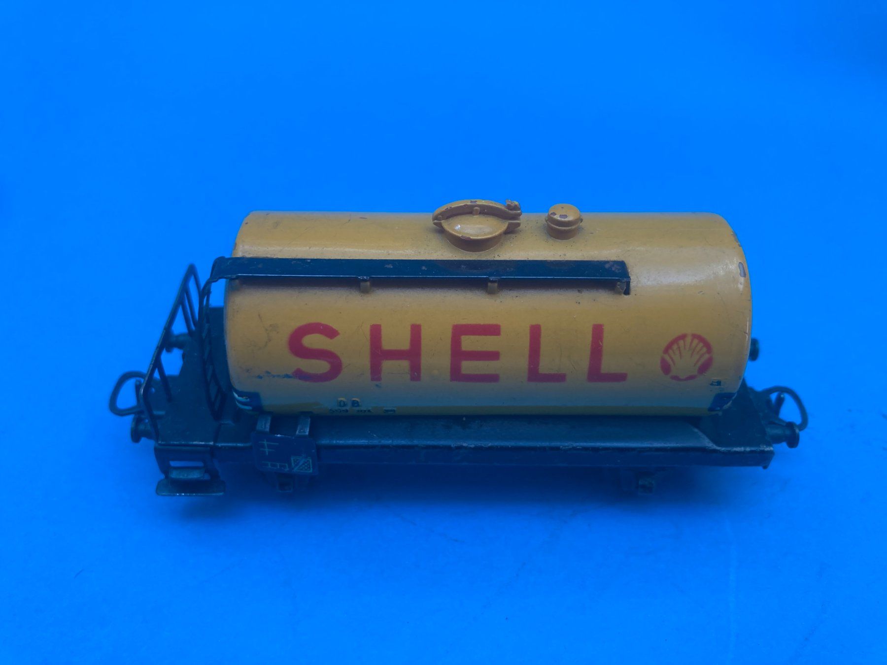Märklin Modellini di ferrovie: Märklin, Waggons: Shell, Esso, Bordeaux, Kran – Usato da Basel venduto da tin_yv5x 2