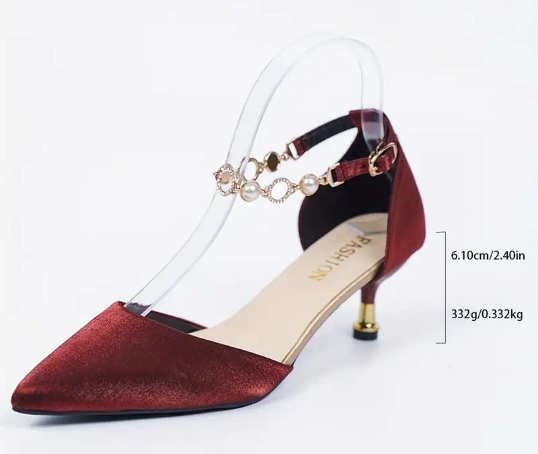 Scarpe da donna: Red Velvet Heels – Usato da Luzern venduto da Helloasa 2