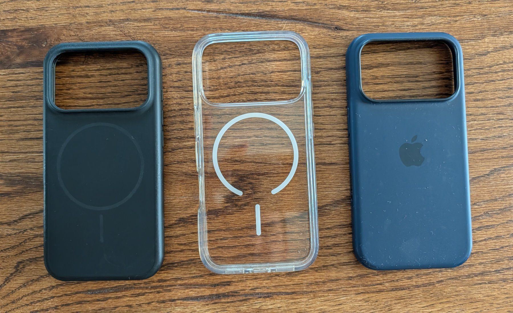 Apple Coques & Protection écran: iPhone 17 Pro Cover – D'occasion à Horgen par 19Markus79