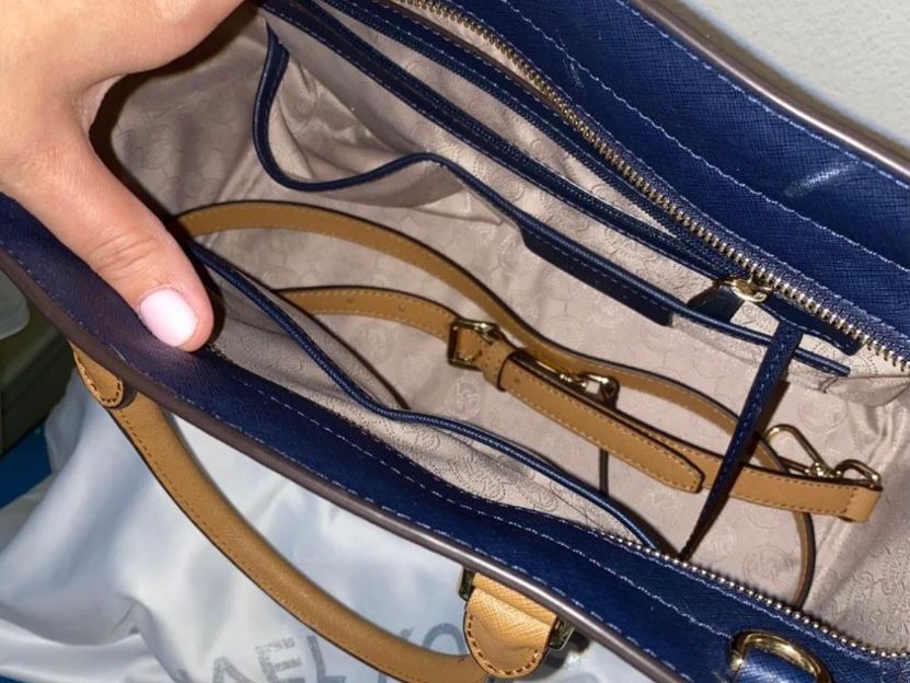 Michael Kors Taschen für Damen: Michael Kors Original Tasche – Neu (gemäss Beschreibung) aus Adliswil von sil_v8dy 1