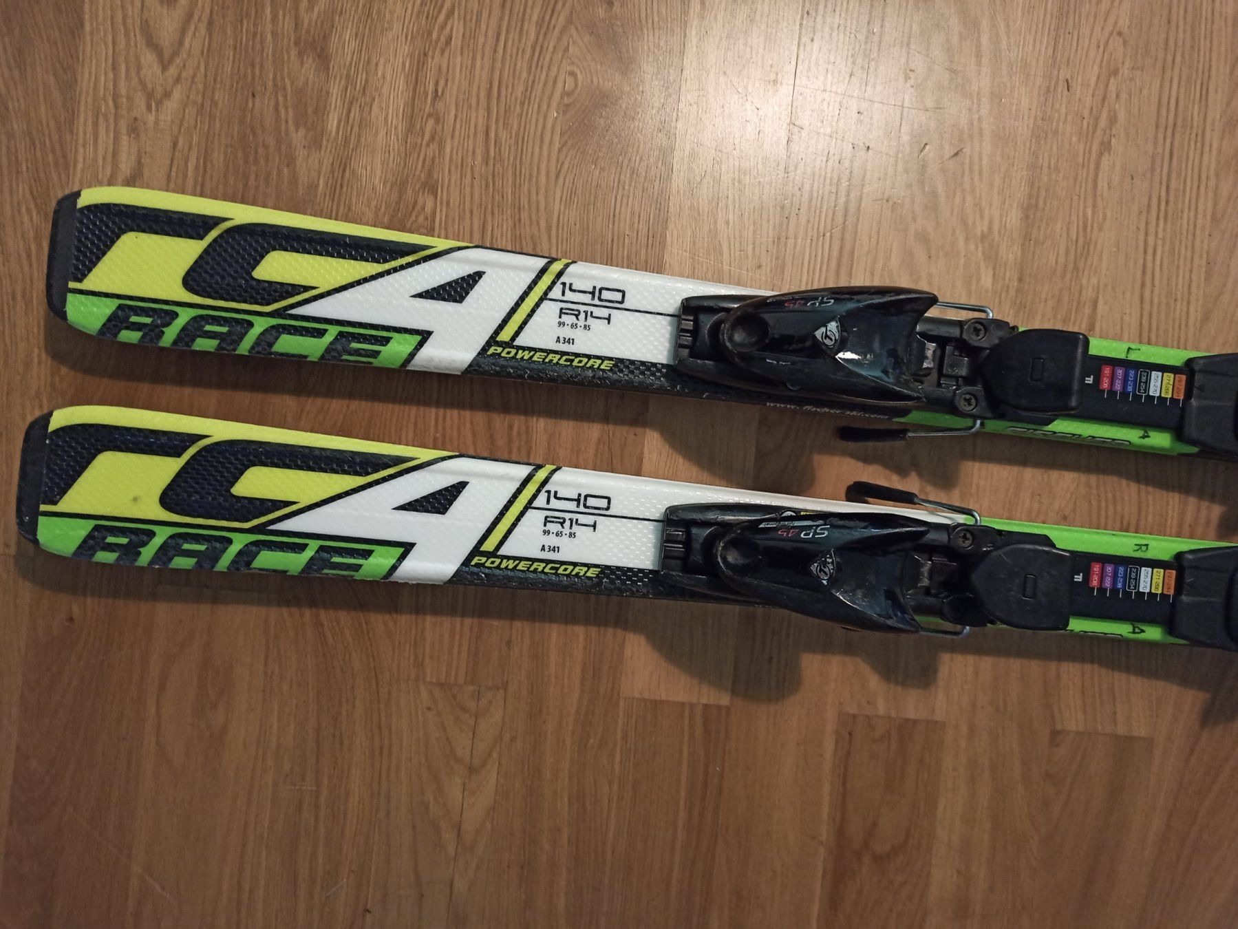 Fischer Skis: Fischer Race Ski 140cm – Gebraucht aus Horgen von  2