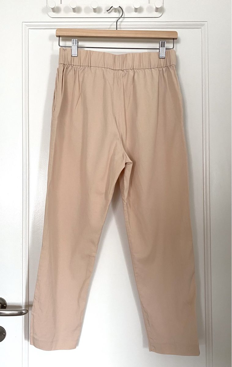Sisley Hosen: Beige Trousers from Sisley – Gebraucht aus Zürich von afe_q5ck 1