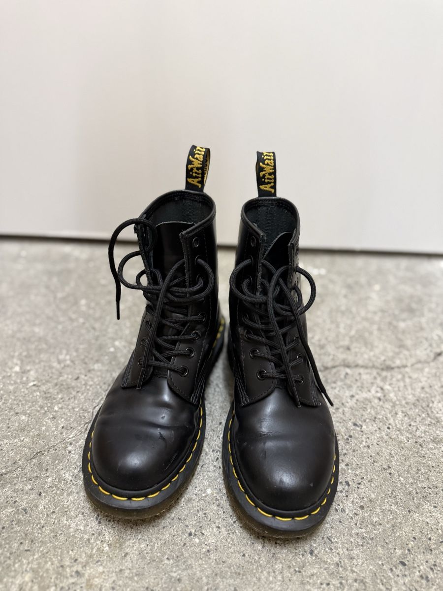 Dr. Martens Scarpe da uomo: Dr. Martens – Usato da Bern venduto da Paramagurunathan