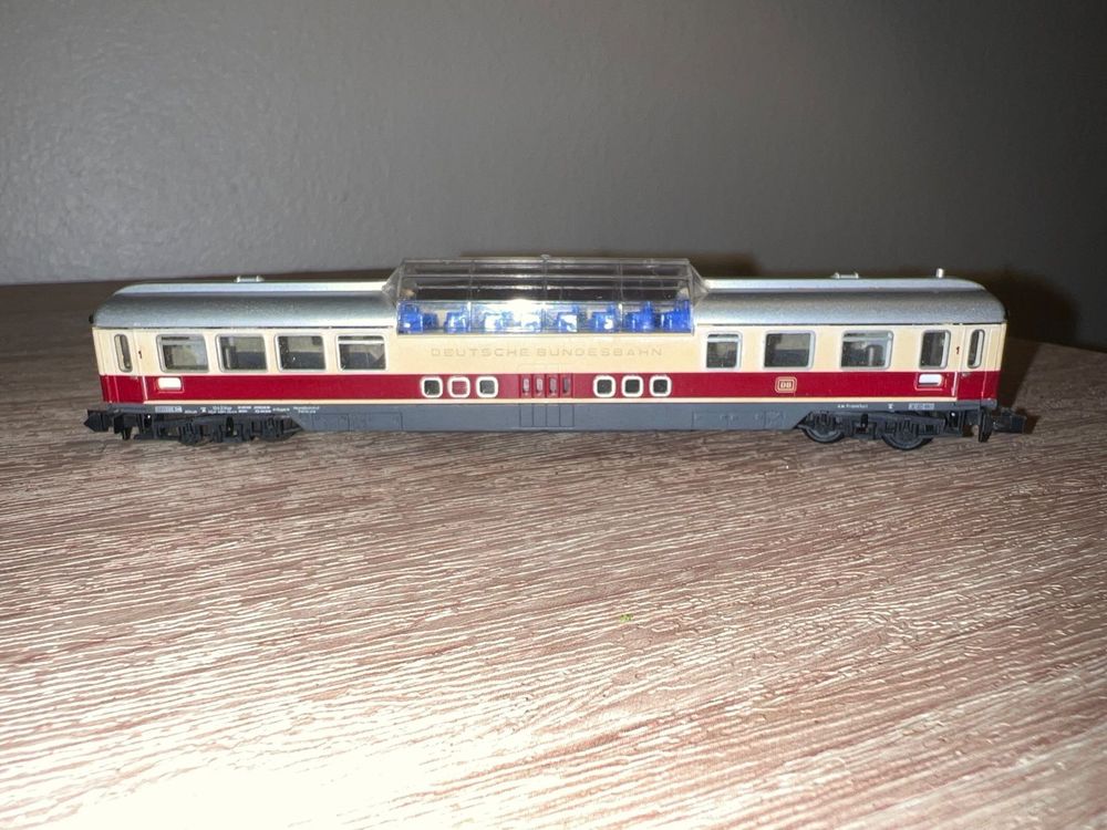 ENSEMBLE DE 4 VOITURES VOYAGEURS TYPE M2 SNCB *SOLDES* - ENSEMBLE DE 4
