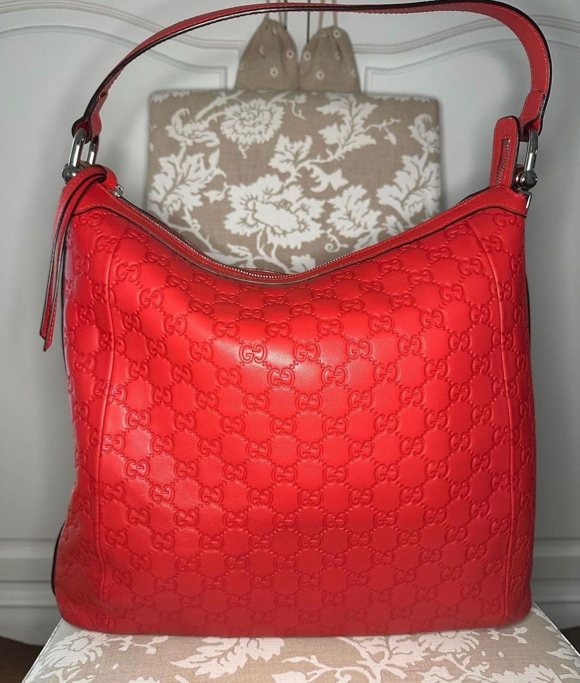 Gucci Sacs femmes: Gucci Tasche wie neu – Neuf (Voir description) à Pfaffhausen par Klaras_second_hand
