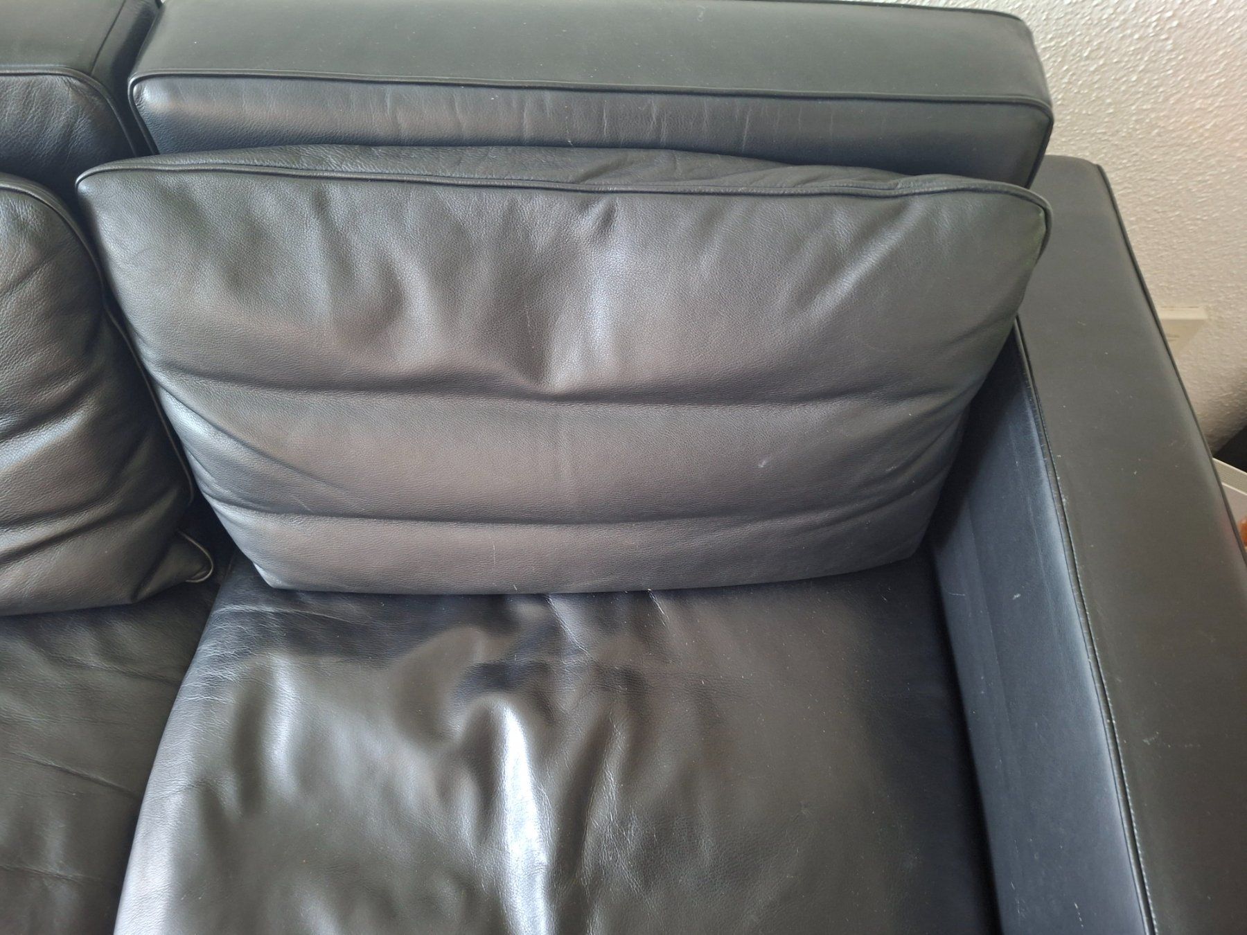 Sofas: DESIGNKLASSIKER: HAUSMANN 3-ER SOFA – D'occasion à Neftenbach par Campervan_B 3