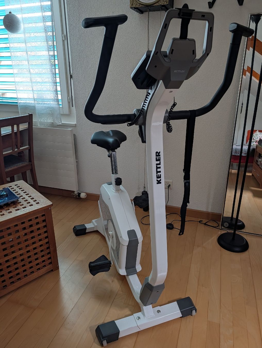 Kettler Hometrainer: Heimtrainer Kettler weiss mit Display – Gebraucht aus Thalheim AG von duxeli_thale 1