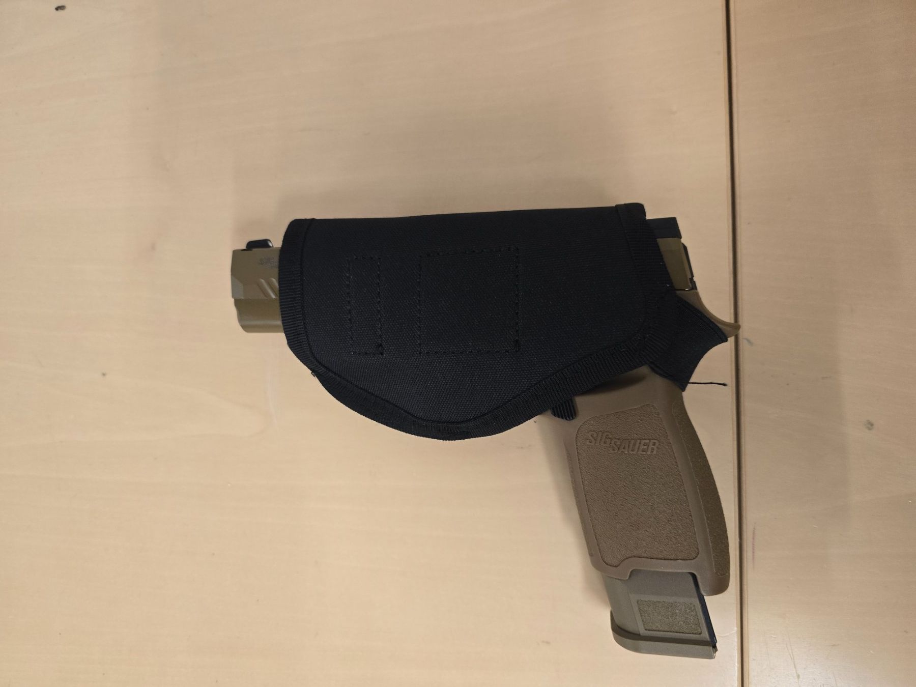 Tiro a segno: Airsoft Holster Schwarz – Nuovo e nell'imballaggio originale da Tuggen venduto da Zweitechanceboutique 1