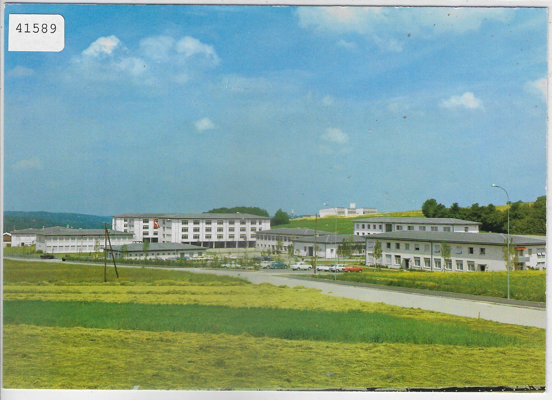Cartoline postali: Place d'armes de Bure - La caserne – Usato da Ettingen venduto da Kartenplanet