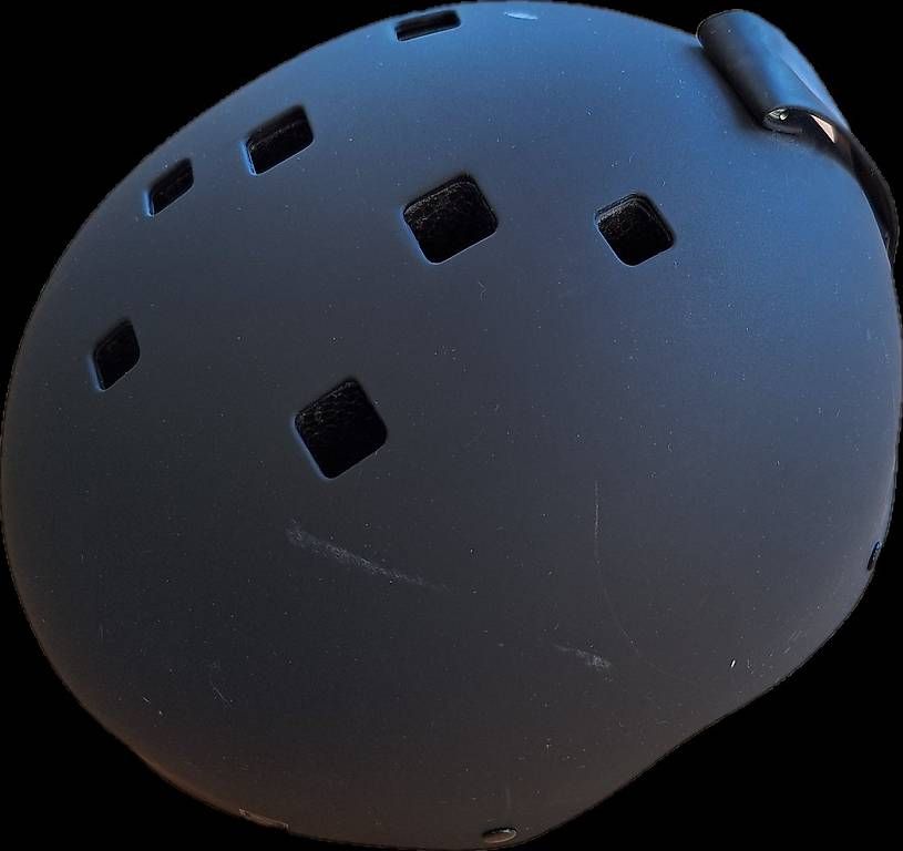 Caschi: Casque de ski – Usato da Châtelaine venduto da AntonioGomezResale 1