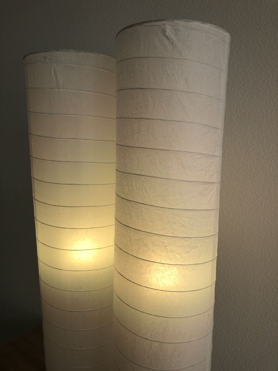Lampes: 2 RGB-Stehlampen mit Papierschirm – D'occasion à Zürich par fontana 2
