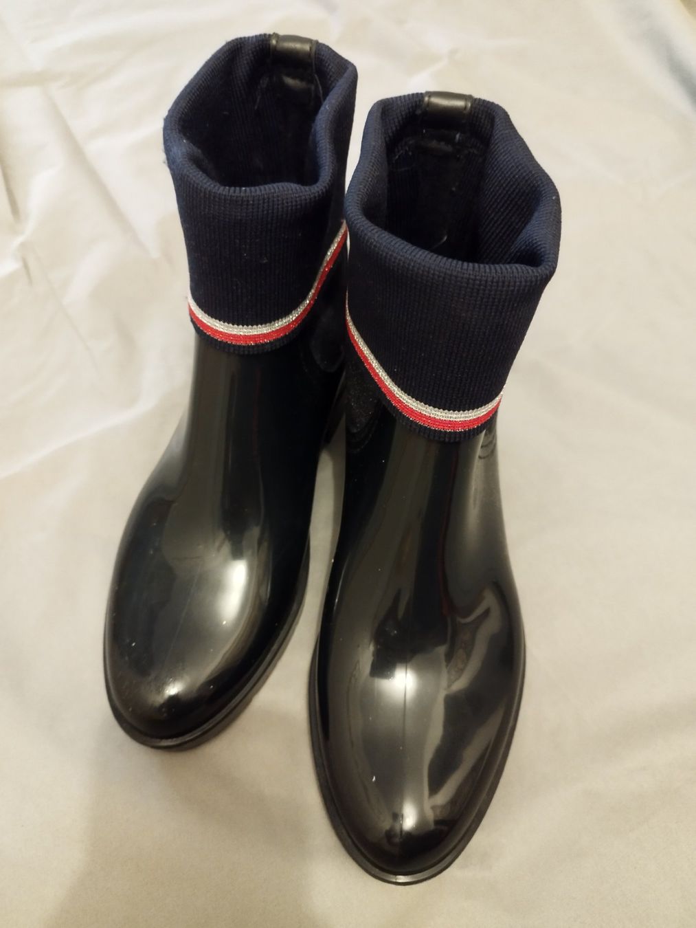 Tommy Hilfiger Damenschuhe: Gummistiefel Tommy Hilfiger 38 – Gebraucht aus Zürich von FaTrancoso 3