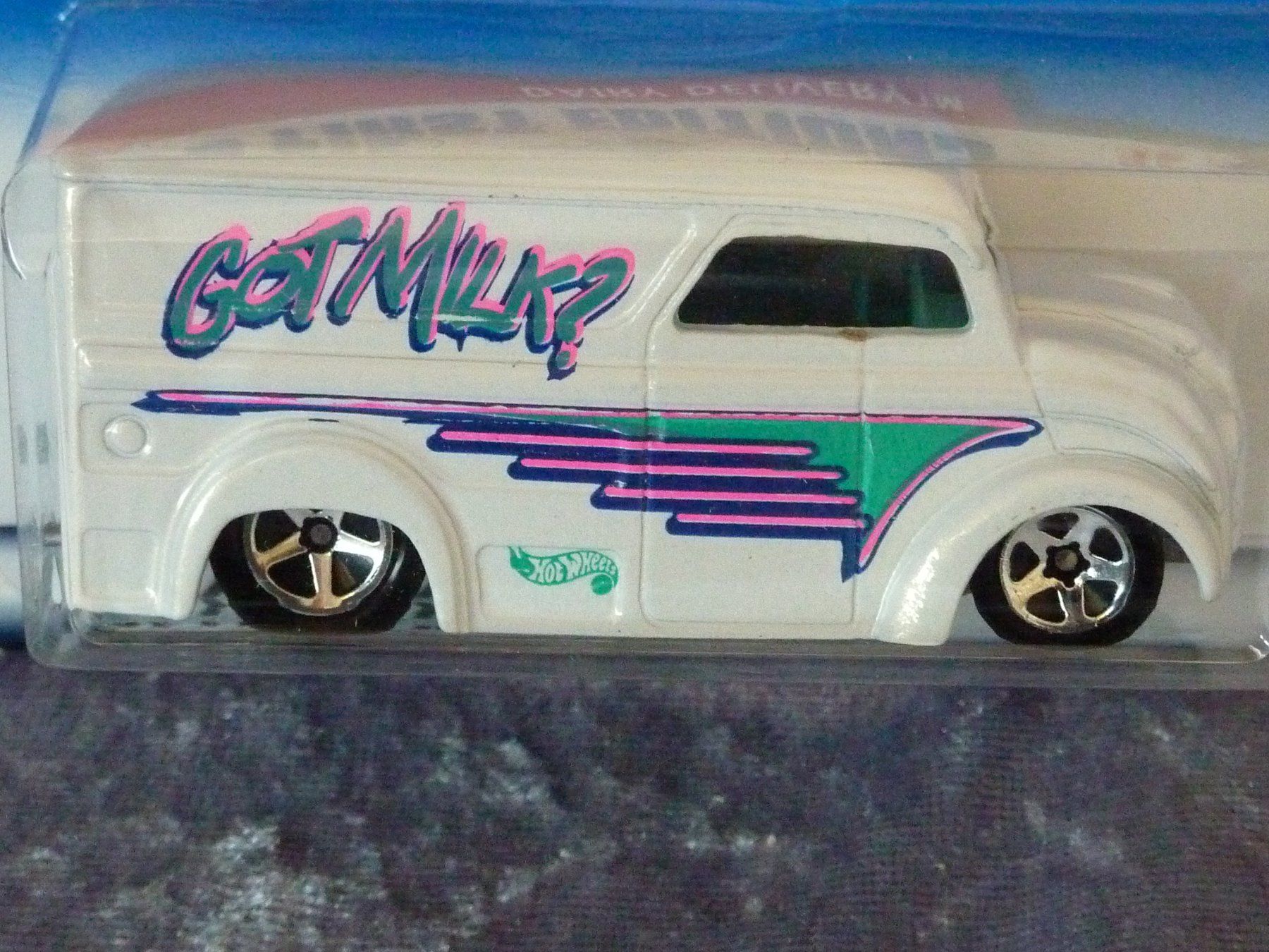 Hot Wheels Modellini d'auto: Dairy Delivery First Edition 1998  1:64 – Nuovo e nell'imballaggio originale da Dürrenäsch venduto da Cobra1ch 4