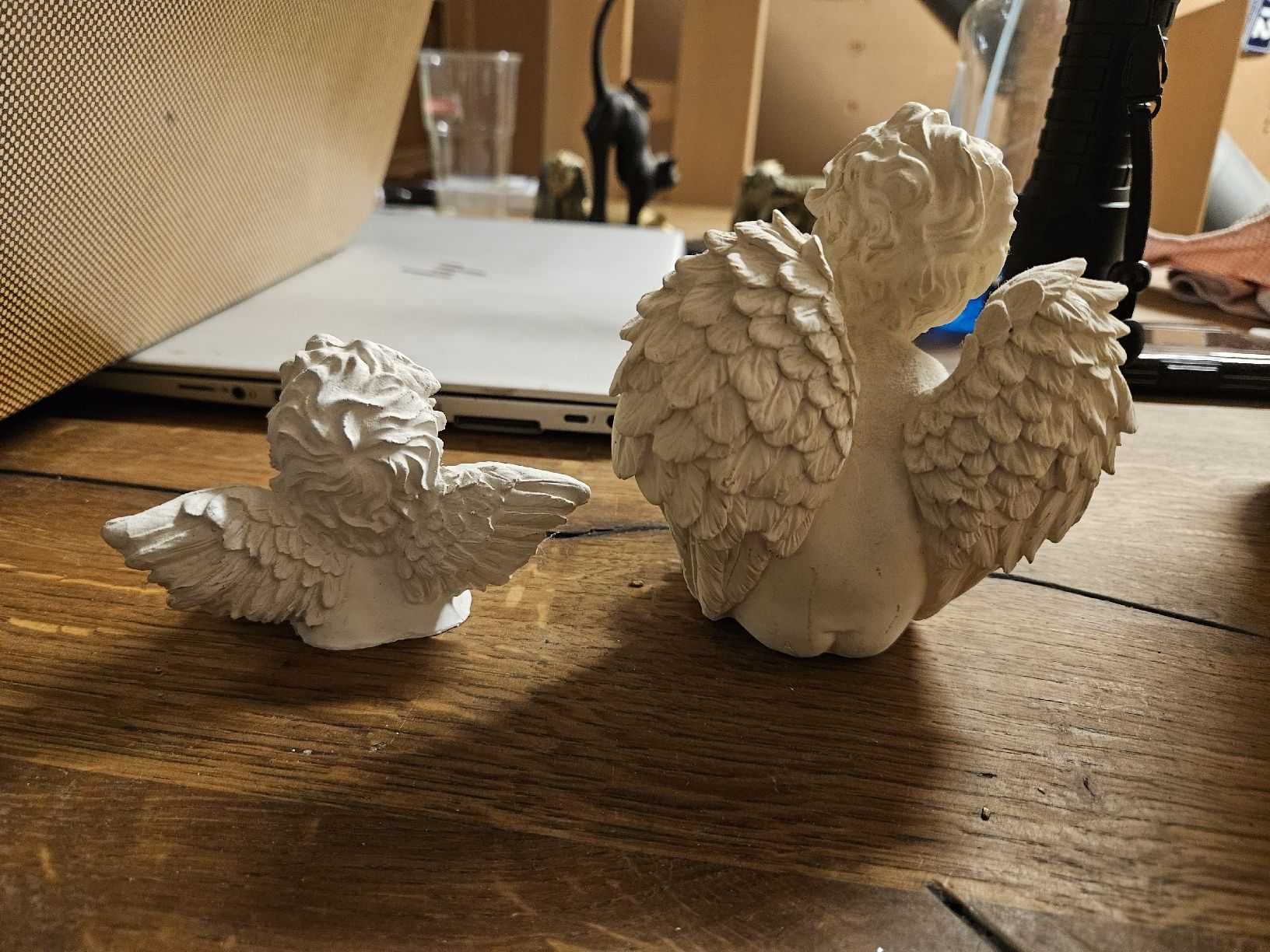 Statuette: 2 Engel-Figuren, Deko, (H) – Usato da Rorschach venduto da TimelessTrading 1