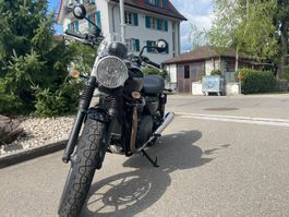 Triumph Street Twin 900 ABS (35kW) – Top Zustand