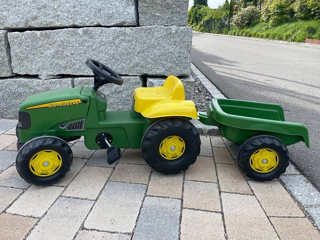 Veicoli per bambini: John Deere Kindertraktor mit Anhänger – Usato da Egg b. Zürich venduto da guzzi013