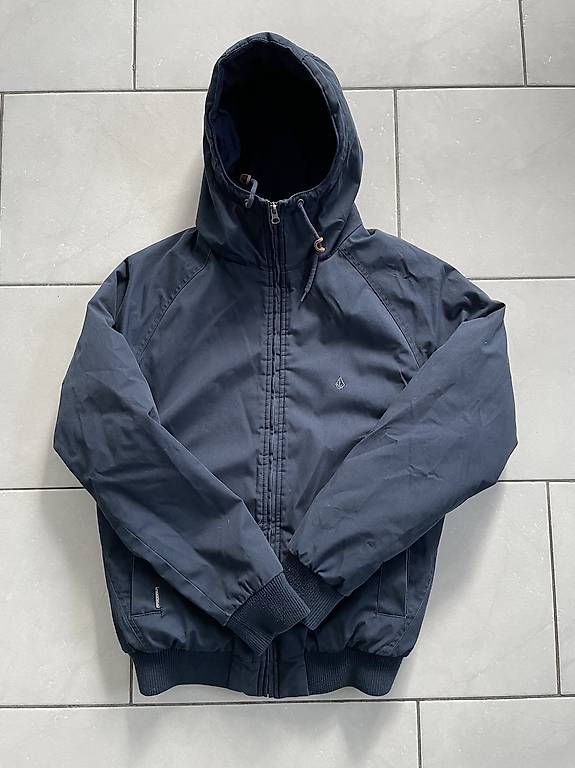 Jacken: Winterjacke Volcom marineblau, Grösse S – Gebraucht aus Möriken AG von nipamijule 1