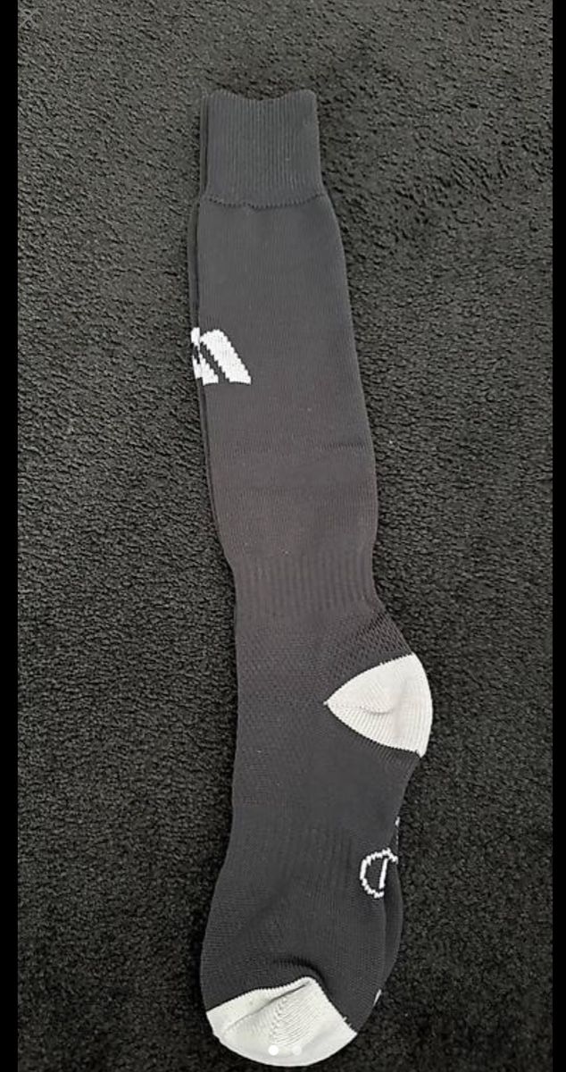 Adidas Chaussettes enfants: Stulpen – Neuf (Voir description) à Aarwangen par LaRose09
