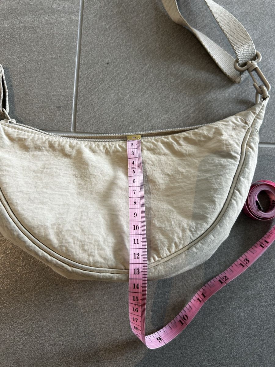 Uniqlo Borse: Uniqlo Tasche beige  – Usato da Zürich venduto da cos_b629 2