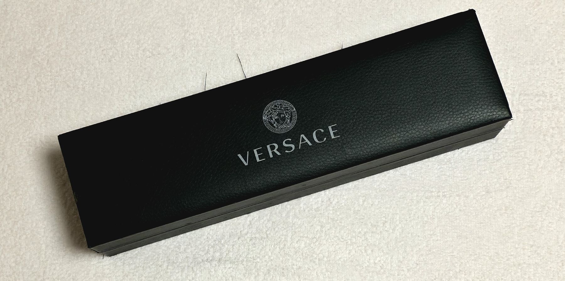 Ciondoli: Versace Anhänger , Gold, mit Box – Usato da Amriswil venduto da newschweiz 2