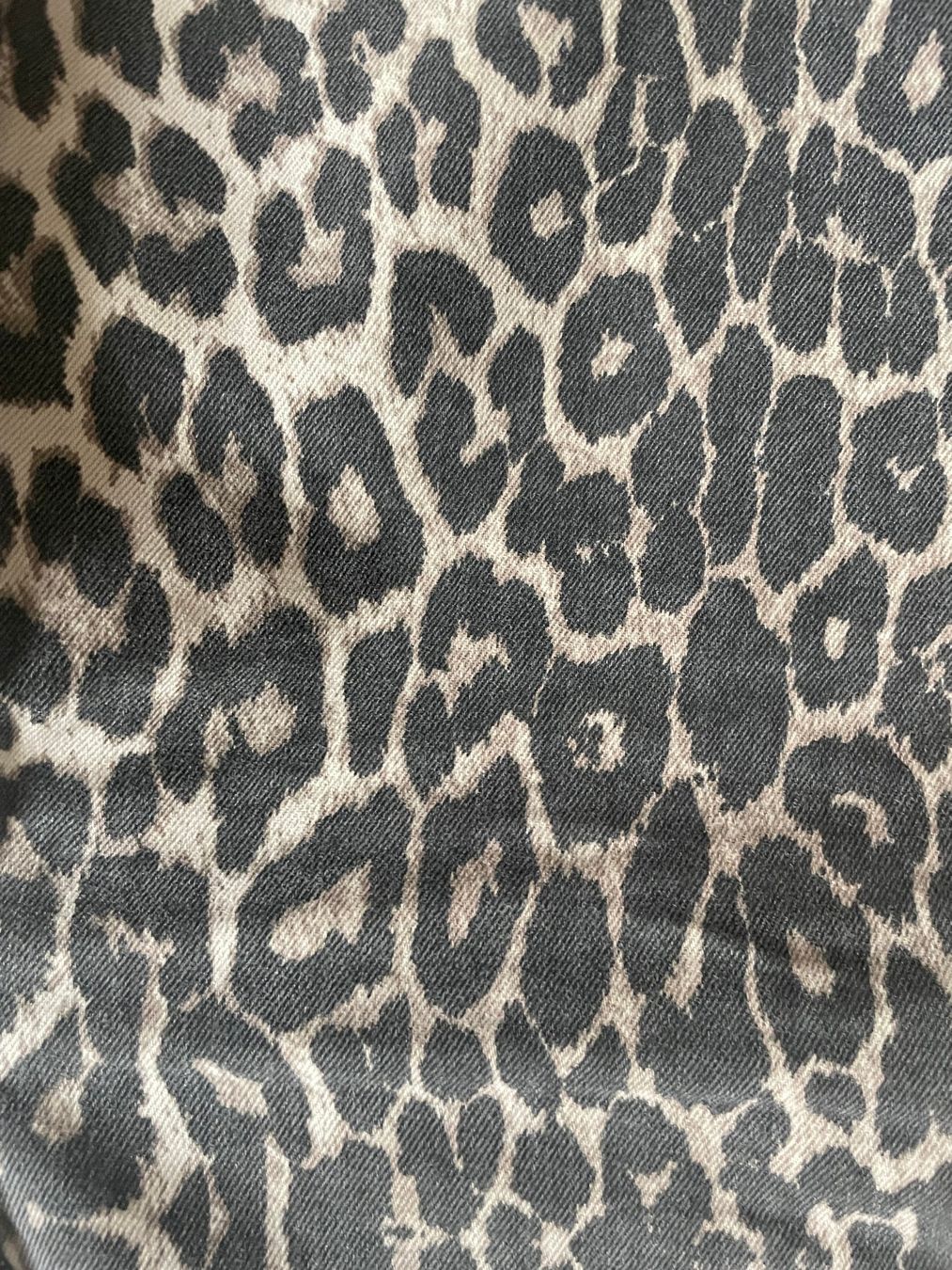 Next Jeans: Leoprint Jeans, wide Gr.38 – Gebraucht aus Zürich von nina028 4