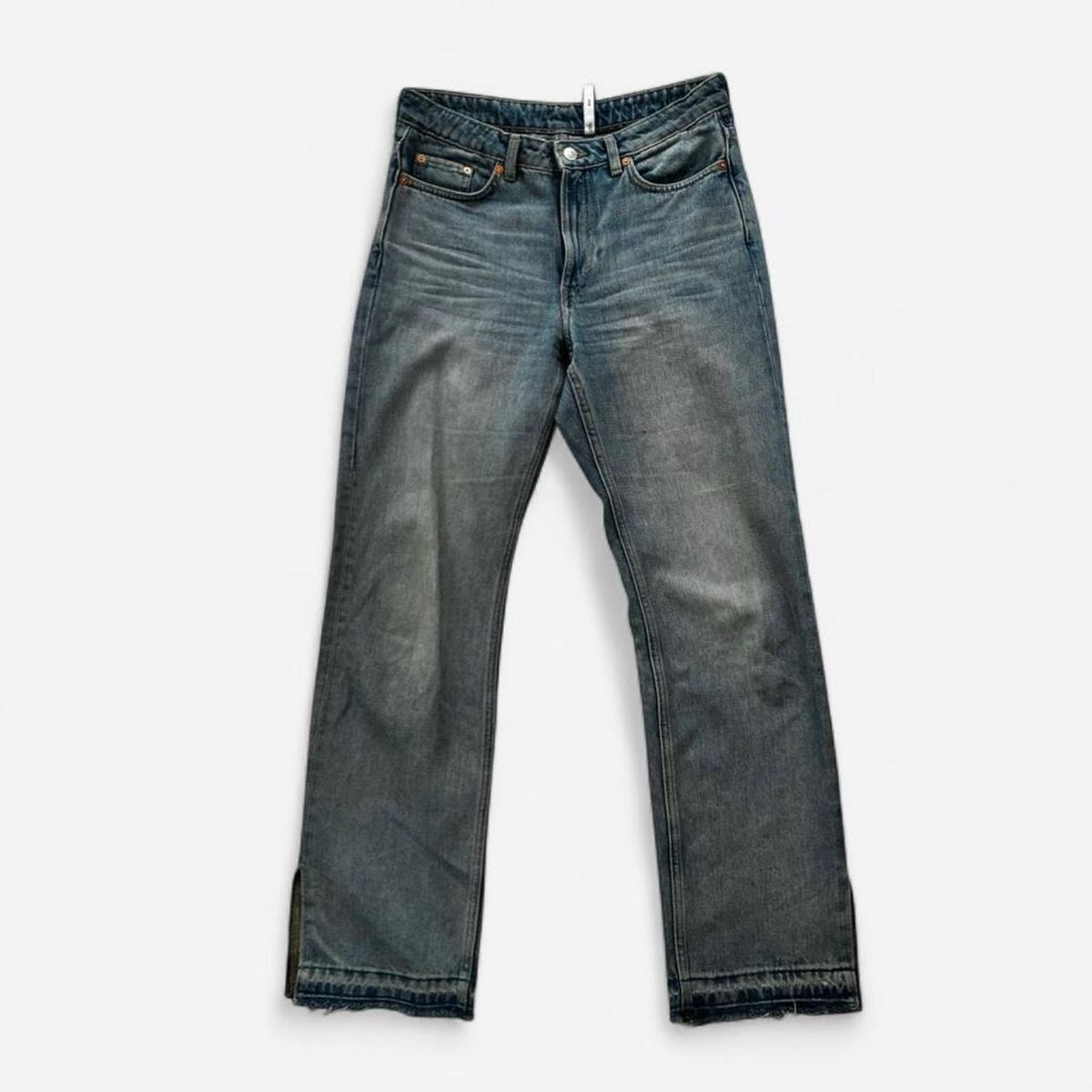 Weekday Jeans: Weekday love split jeans – Usato da Zürich venduto da h_studio_edit