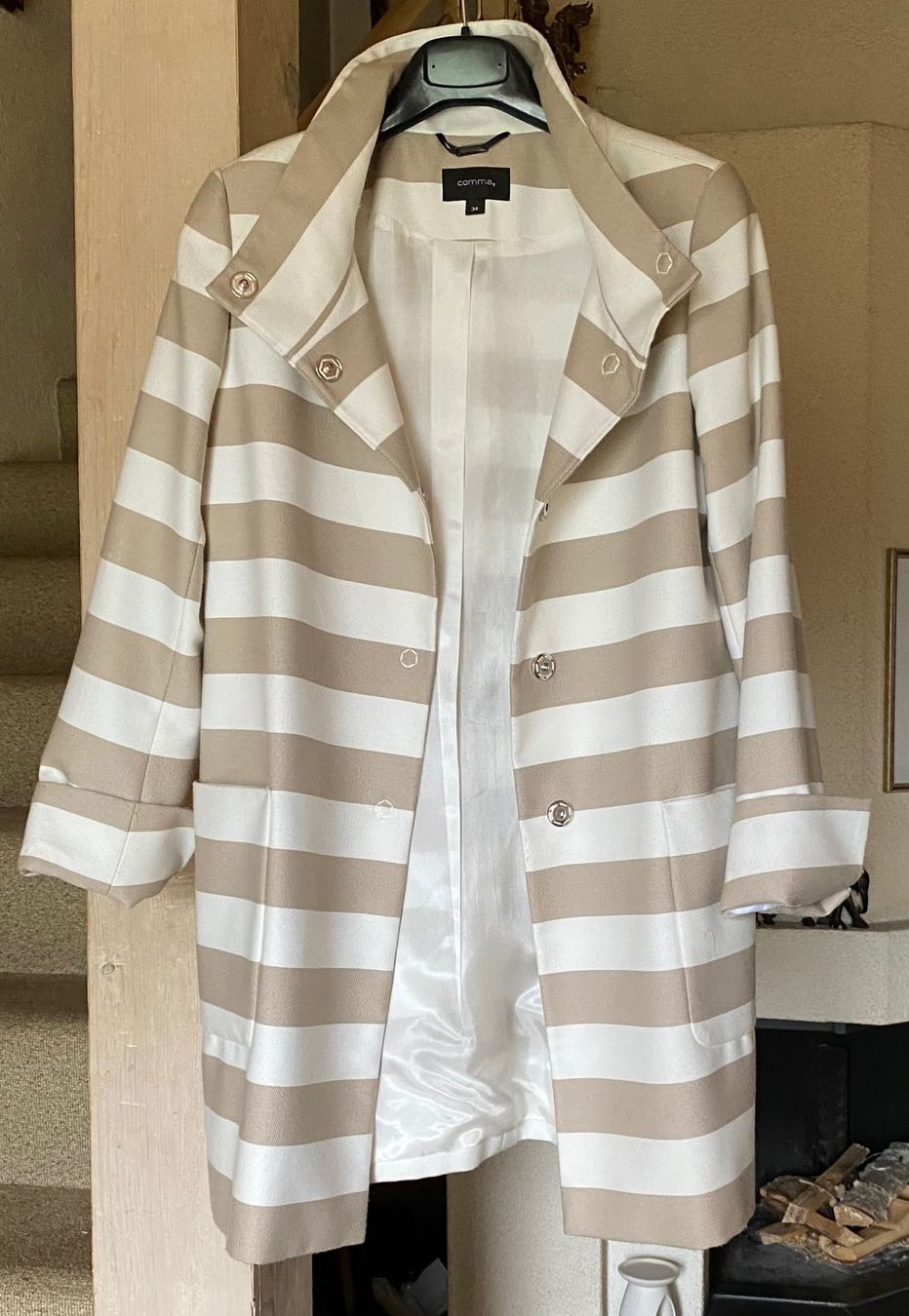 Cappotti: Kurz Mantel Gr.36 beige/weiss – Nuovo (secondo la descrizione) da Watt venduto da marvell04 1