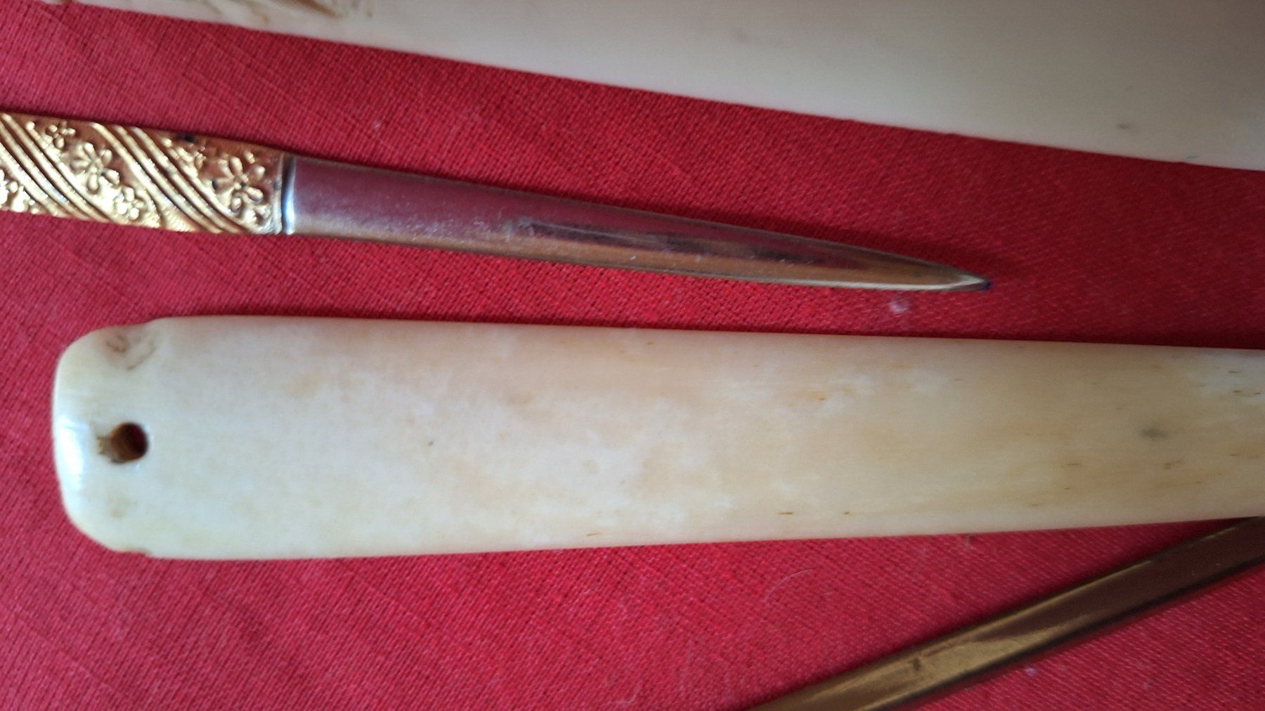 Altro materiale per ufficio: 4 Kleine  Vintage Brieföffner – Usato da Dornach venduto da majo8689 2