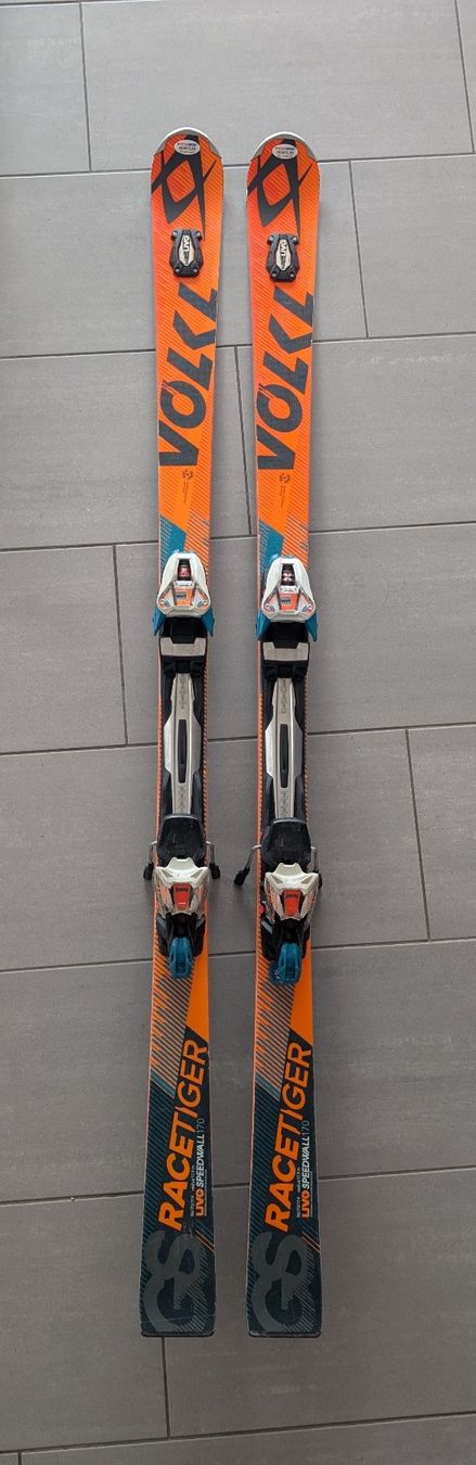 Völkl Skis: Völkl Race Tiger Ski – Gebraucht aus Eschenbach LU von Sfhitman1979