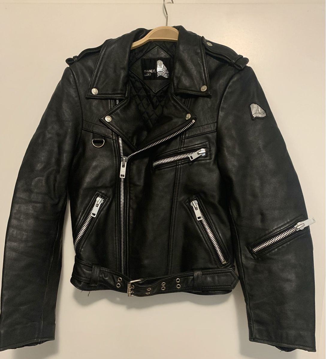 Giacche: Veste cuir, moto – Usato da Lausanne venduto da est_9sjd