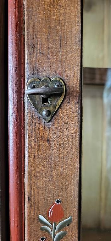 Armoires: Bauernschrank – D'occasion à Münsingen par fur_9ycn 4