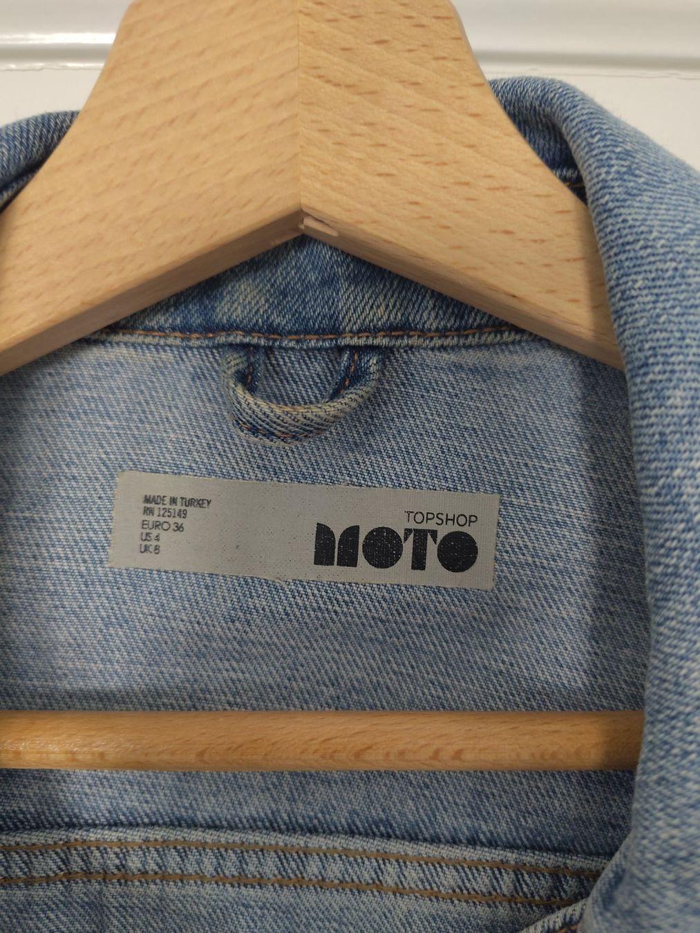Topshop Jacken: Jeansjacke – Gebraucht aus Bern von Linii 1