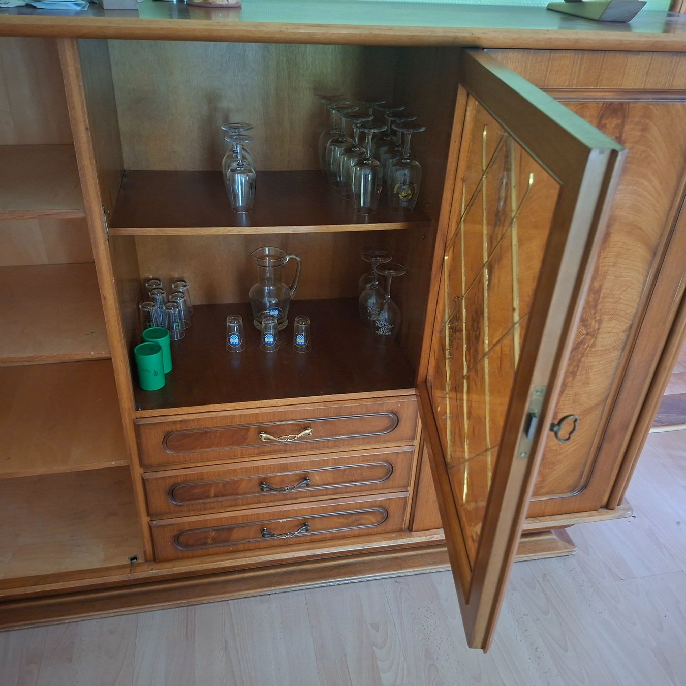 Commodes: Meuble ancien type vaisselier. – D'occasion à Bavois par Pafly63 2