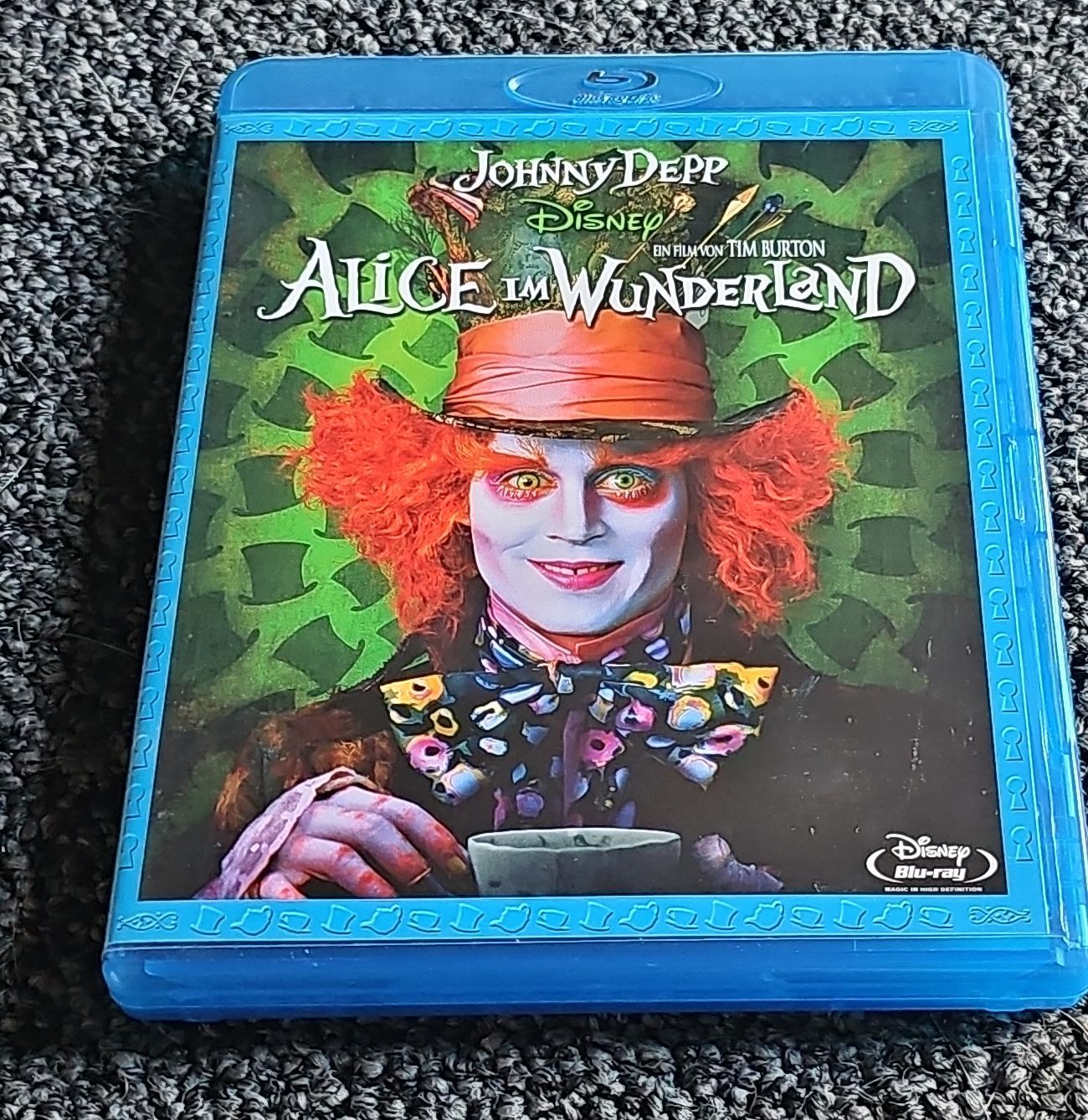 Tutti i DVDs: Alice im Wunderland Blu-ray – Usato da Ruswil venduto da jan_bxl5